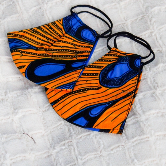 Face masks - Picture 3 of 3